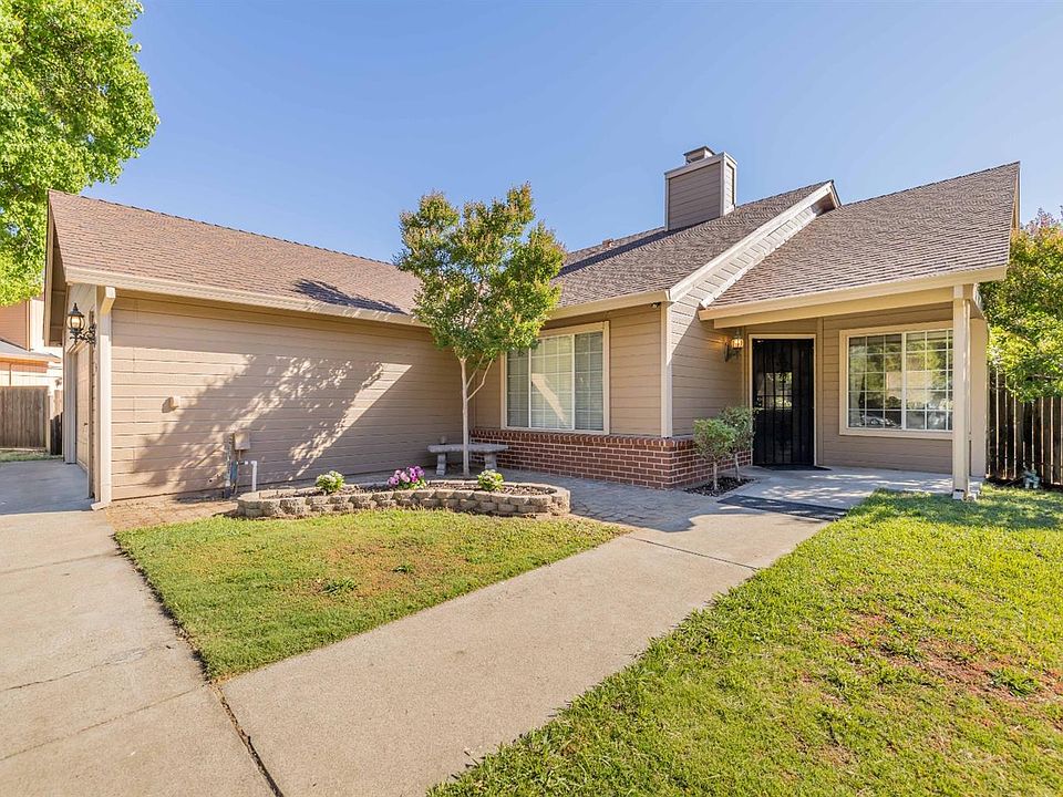 2nd image of 9015 Plum Blossom Ct