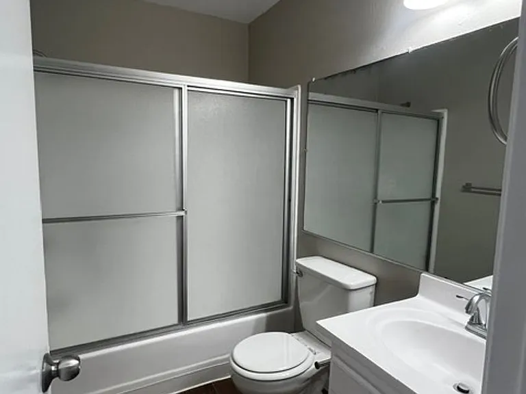 750 Gaviota Ave #2 — Photo 7