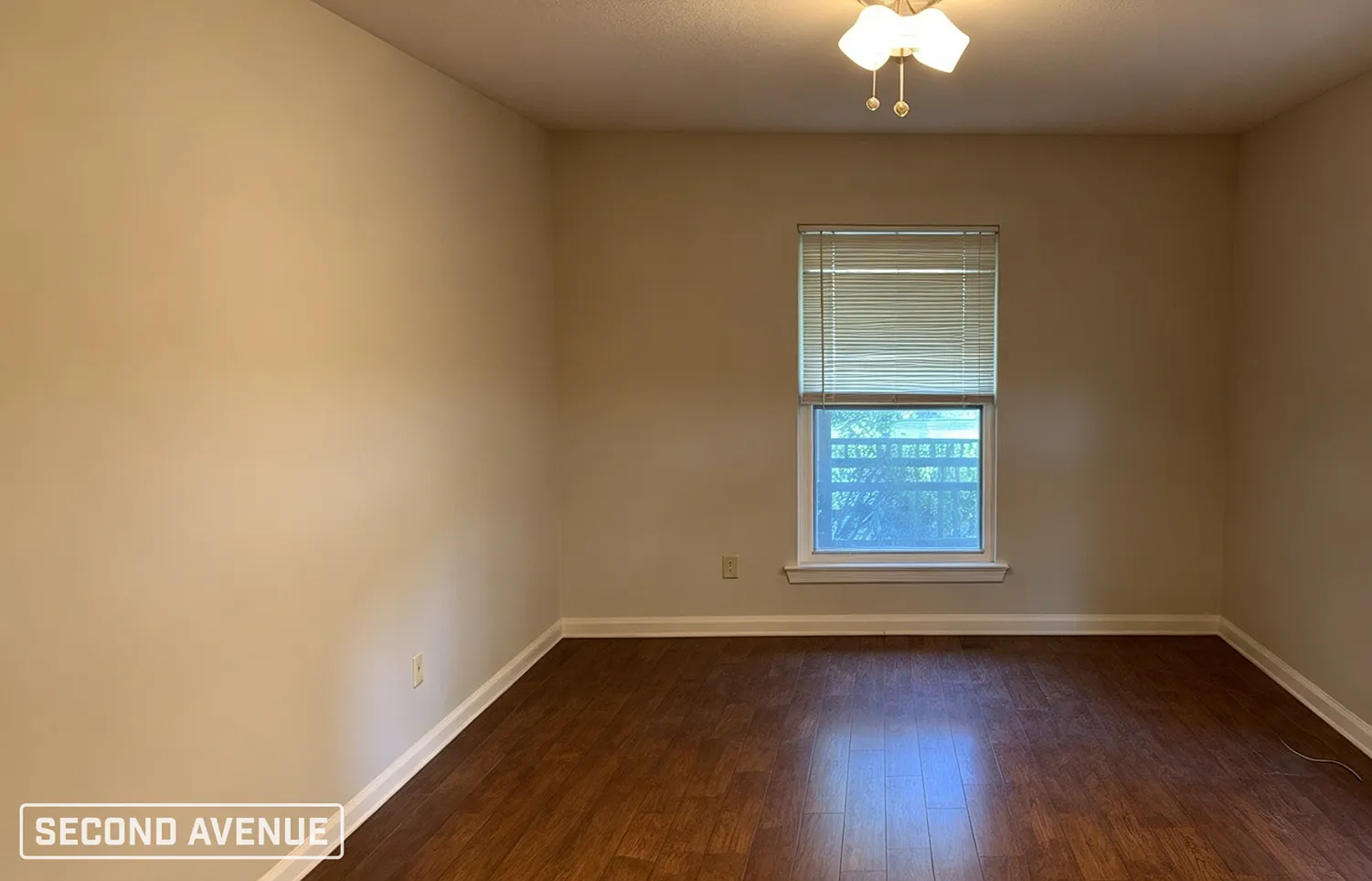 3 bed, 2.0 bath, 1262 sqft, $1,148 — Photo 4