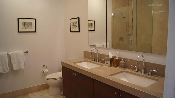 Sold by Real Direct | media 14