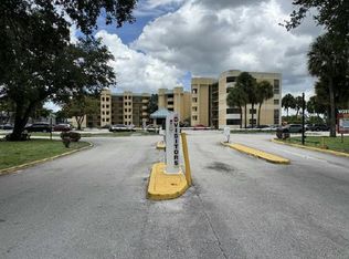6575 W Oakland Park Blvd, Fort Lauderdale, FL 33313