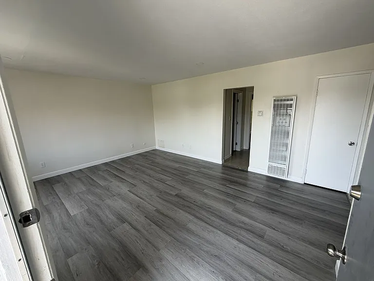 5791 Kingman Ave — Photo 7