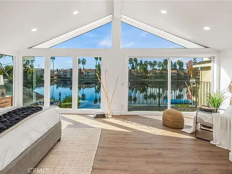 22835 Islamare Ln — Photo 22