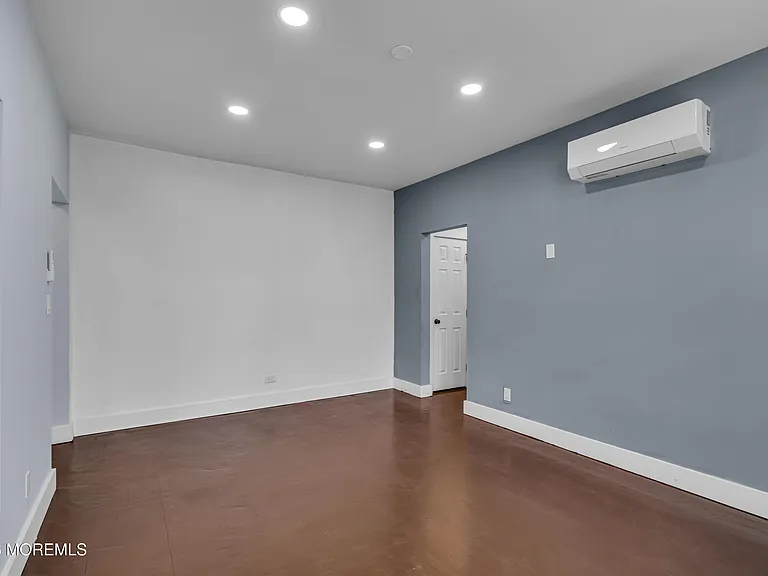 922 4th Ave #2B — Photo 20