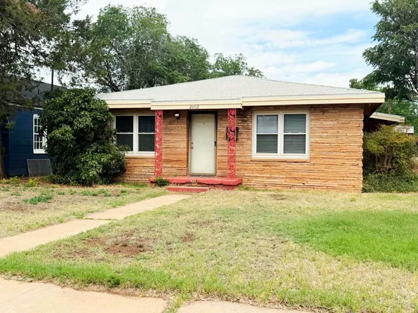 2002 31st St, Lubbock, TX 79411