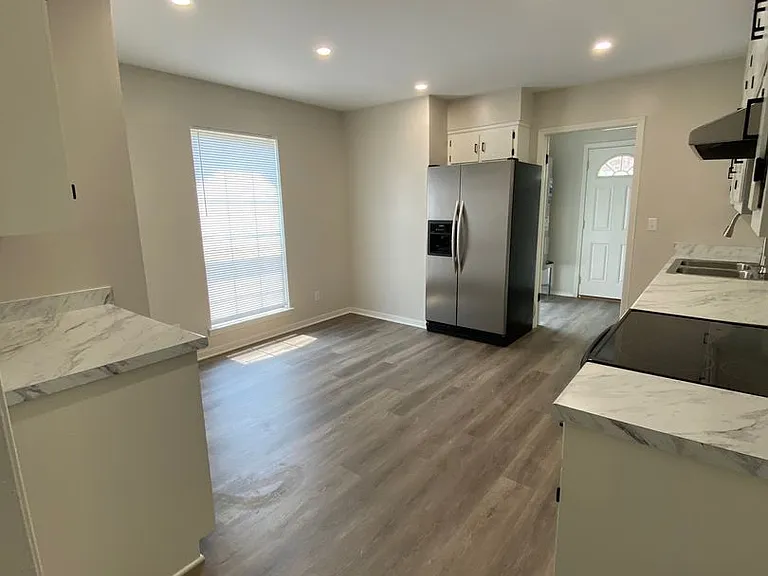 10400 Northill Ct — Photo 4