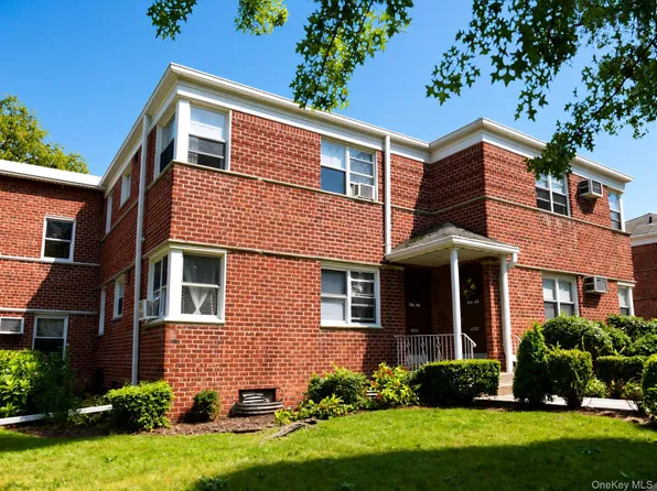 196-08 Pompeii Avenue #1B, Hollis, NY 11423