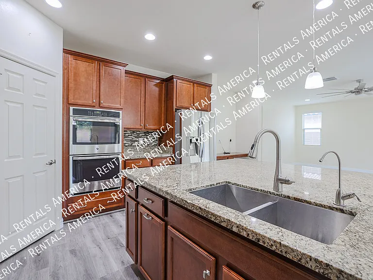 21948 N 98th Dr — Photo 15