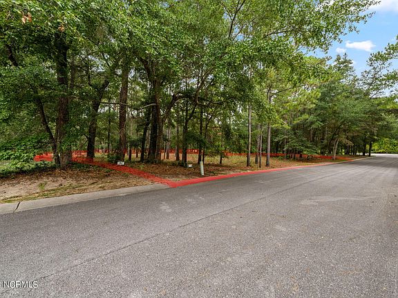 3rd image of 518 Nantes Court SW