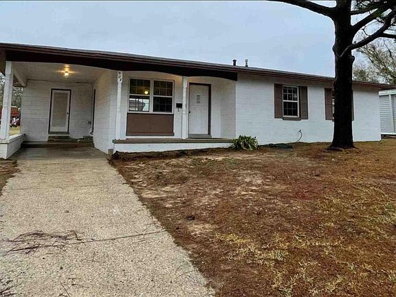 2nd image of 908 Lagoon Dr