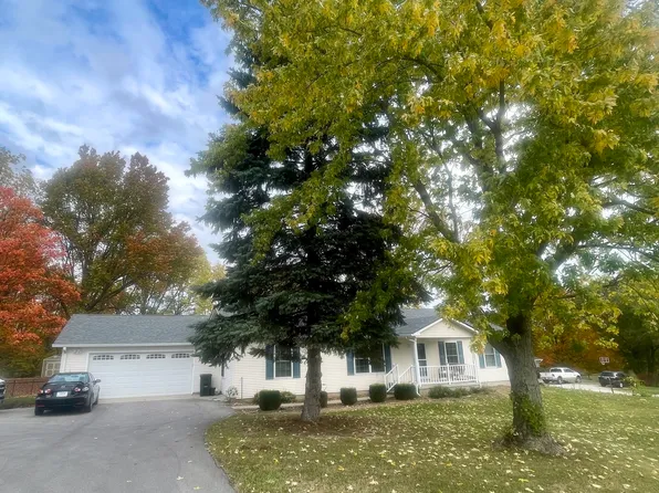 348 W Greencastle Rd, Mooresville, IN 46158