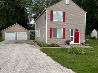 1149 Chemung Dr, Howell, MI 48843