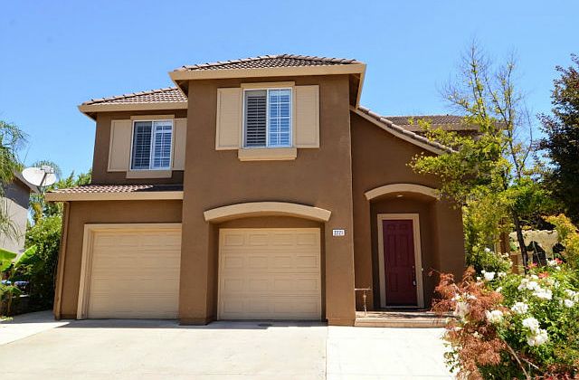 1st image of 3221 Lakebrook Ct