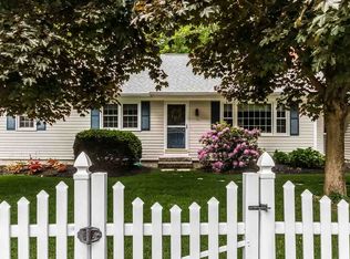 23 Knollwood Cir, Hopkinton, NH 03229