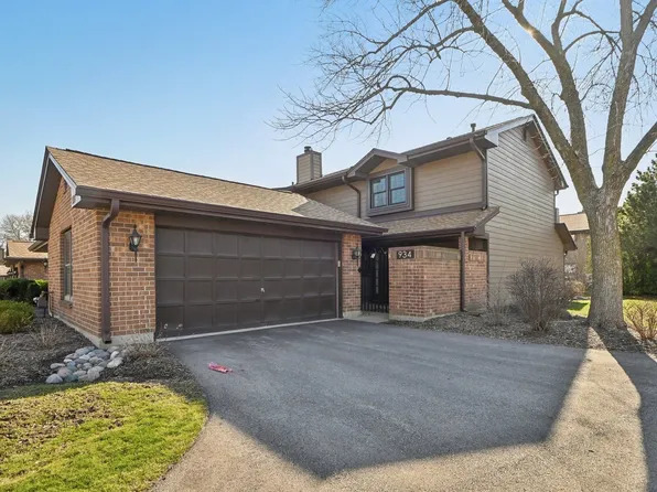 934 White Birch Ln, Westmont, IL 60559