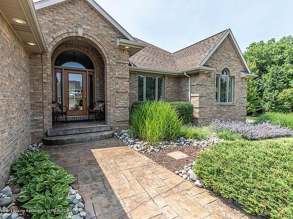 5th image of 11614 N Hardwood Dr