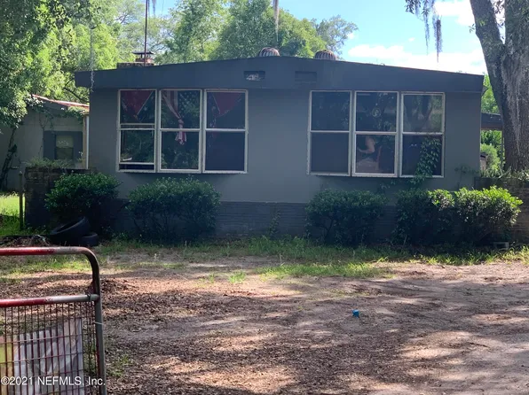 2098 Harvard St, Middleburg, FL 32068