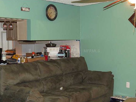 3rd image of 42201 Dogwood Ave