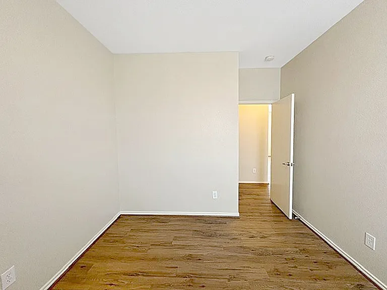 9716 Minton Dr — Photo 26