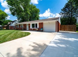 895 Hamlet Dr, Xenia, OH 45385