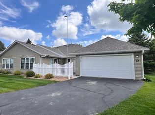 1900 Oak Tree Ln UNIT D, Austin, MN 55912