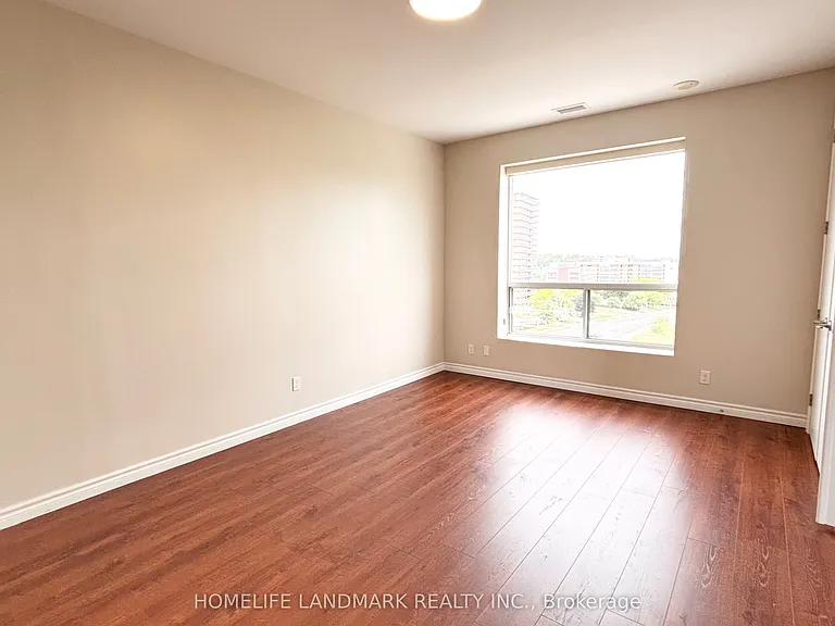 223 Erb St W #501 — Photo 24