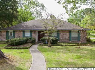 11520 Mollylea Dr, Baton Rouge, LA 70815