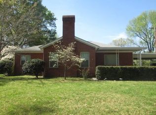 2209 Rama Rd, Charlotte, NC 28212