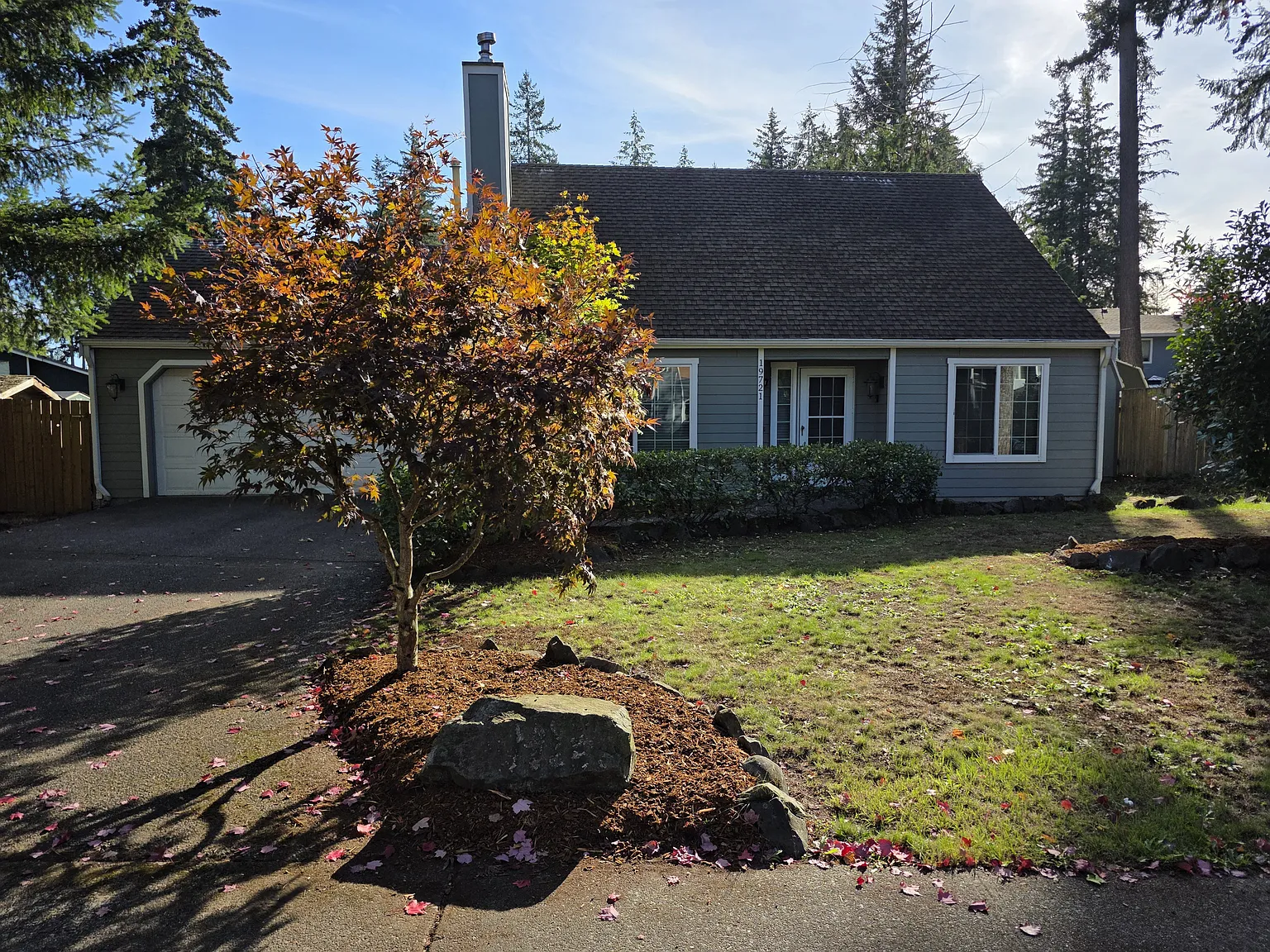 3 bed, 1550 sqft, $2,948 — Photo 1
