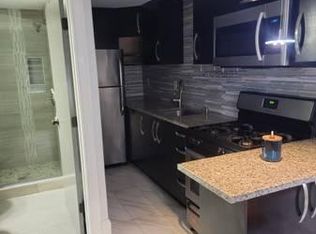 60 Thoreau Rd #1A, Quincy, MA 02171