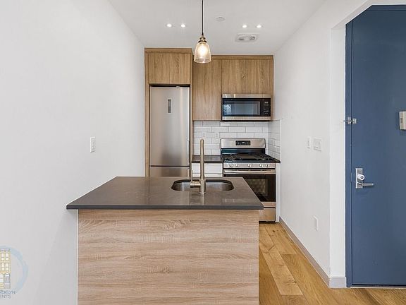 2nd image of 358 Weirfield St #2FF