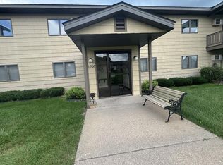1806 Pioneer Rd APT 213, Red Wing, MN 55066