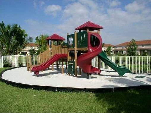 1st image of 2766 SW 82nd Ave