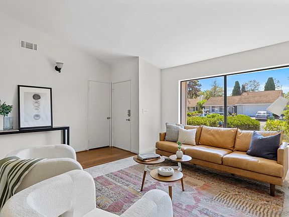 5th image of 206 Avenida Las Brisas