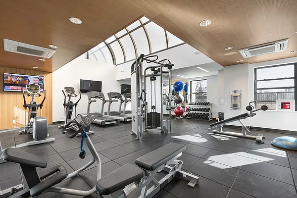 Sold by Halstead Real Estate | media 22