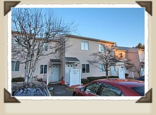 430 Gregory Ct, Highland, NY 12528