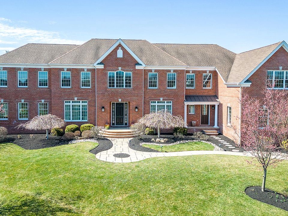 11 Holme Ct, Newtown, PA 18940 Zillow