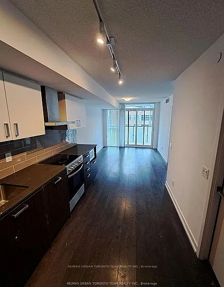 125 Redpath Ave #608 — Photo 4