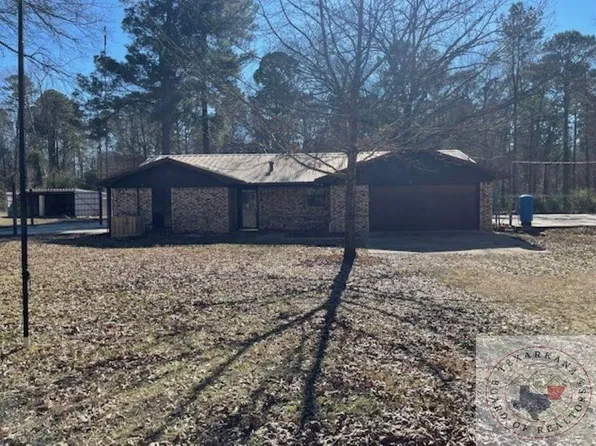 138 County Road 3560, Queen City, TX 75572