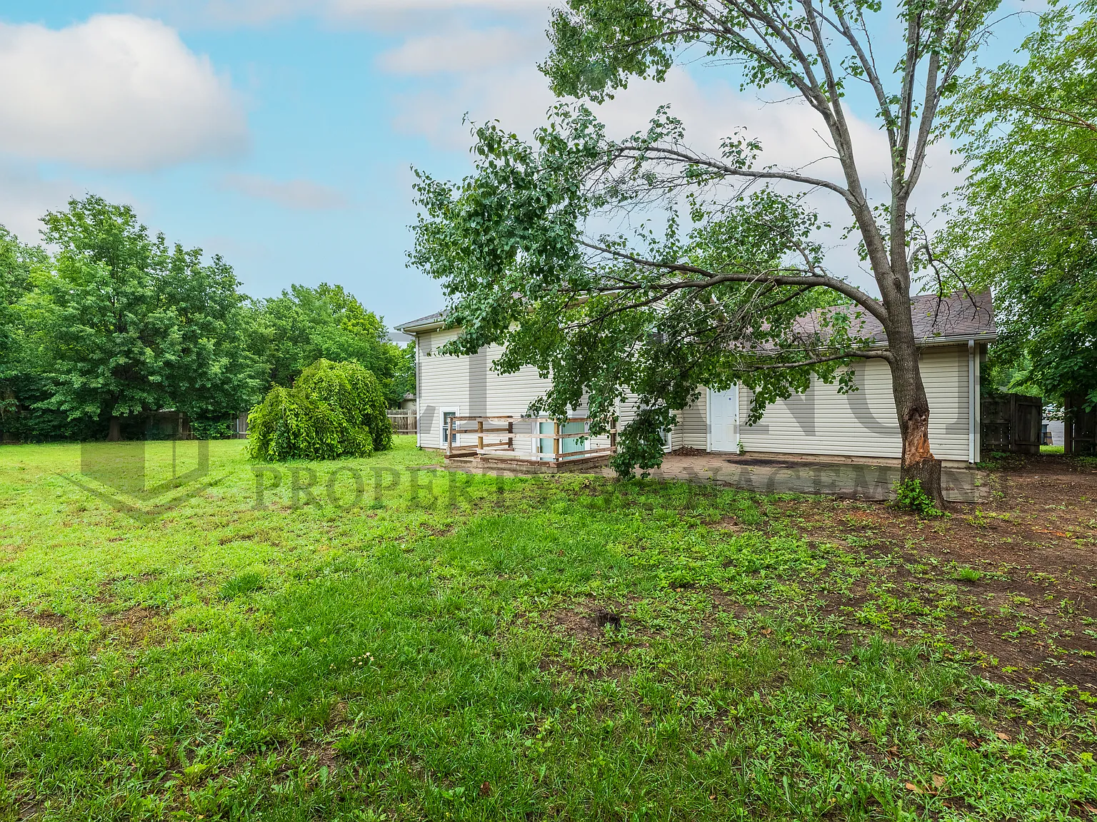 2013 N Parkridge Ct - 1 — Photo 4