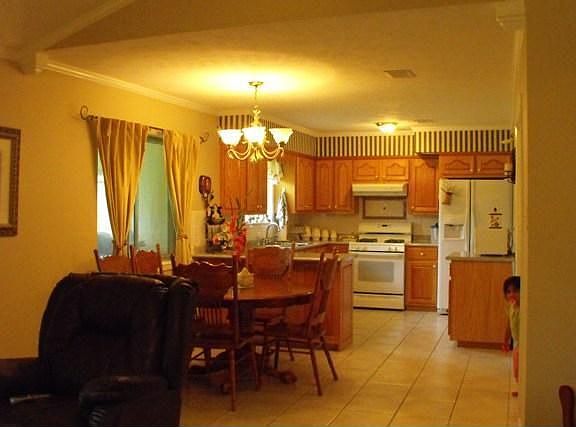 5th image of 3611 Brittany Ave