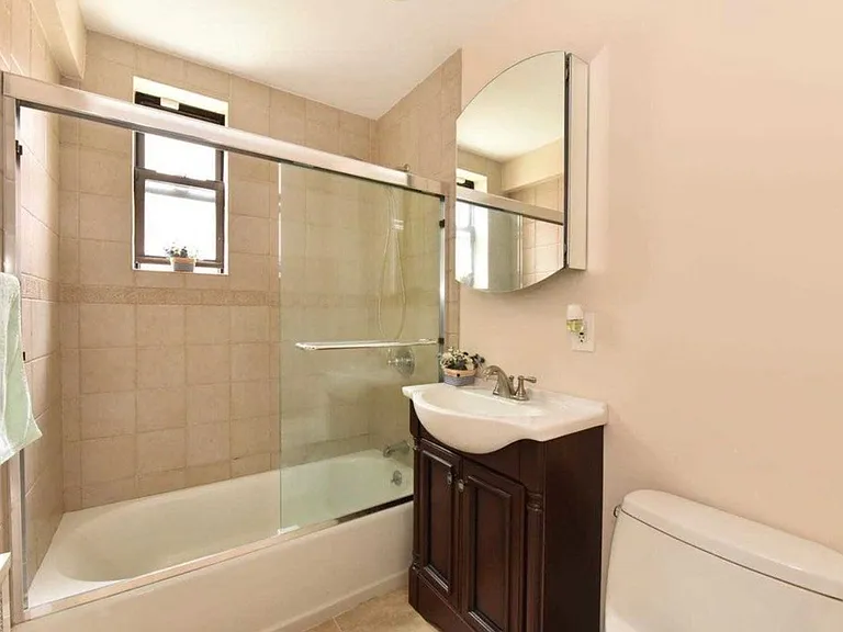 90 Schenck Ave — Photo 9