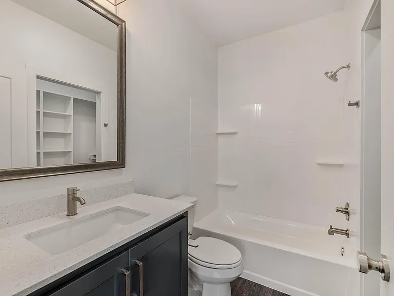 508 Gilchrist Ave — Photo 16