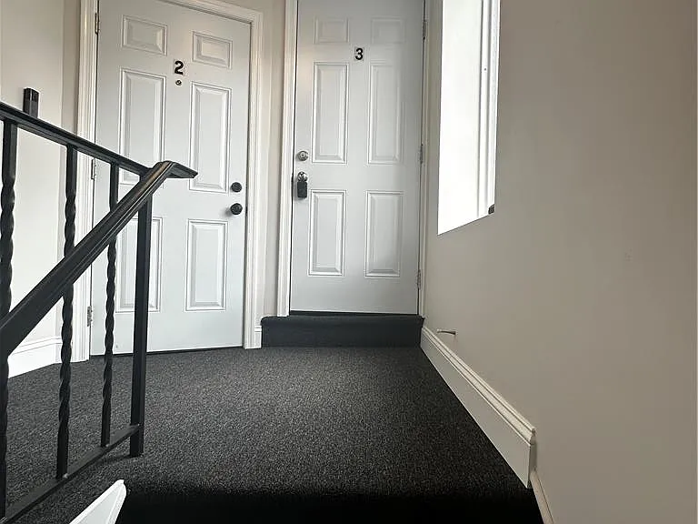 348 Main St #3 — Photo 4