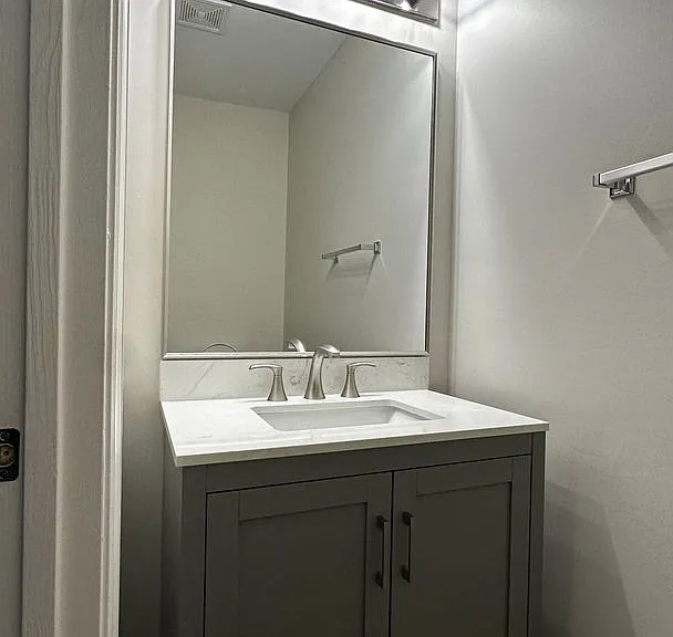 10100 Bellevue Ct — Photo 7