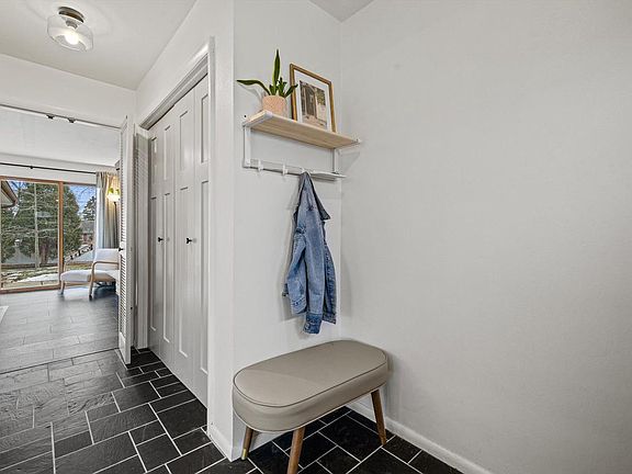 5th image of 4309 Canterbury LANE