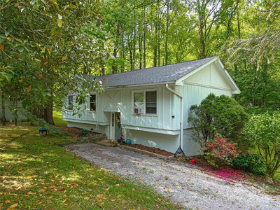 659 Salisbury Rd, Hendersonville, NC, 28792