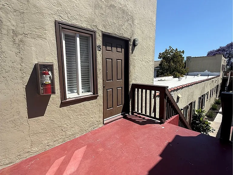 1085 Hoffman Ave #15 — Photo 14