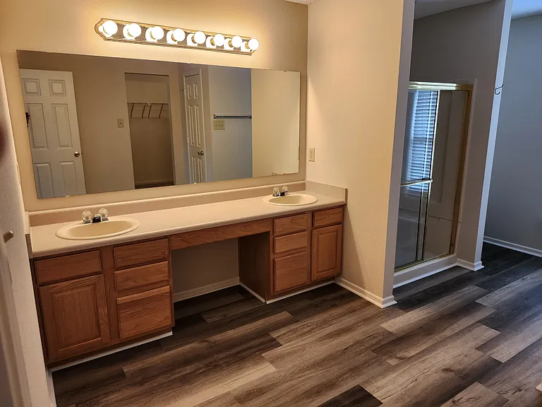 5805 Amber Ln — Photo 19