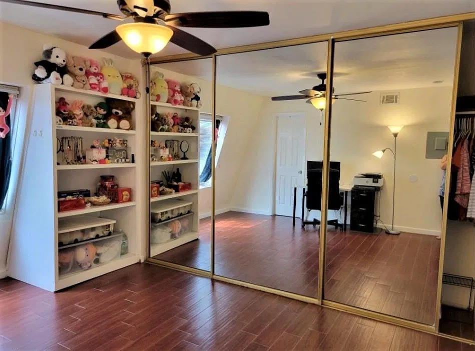 3 bed, 2.0 bath, 913 sqft, $2,400 — Photo 3